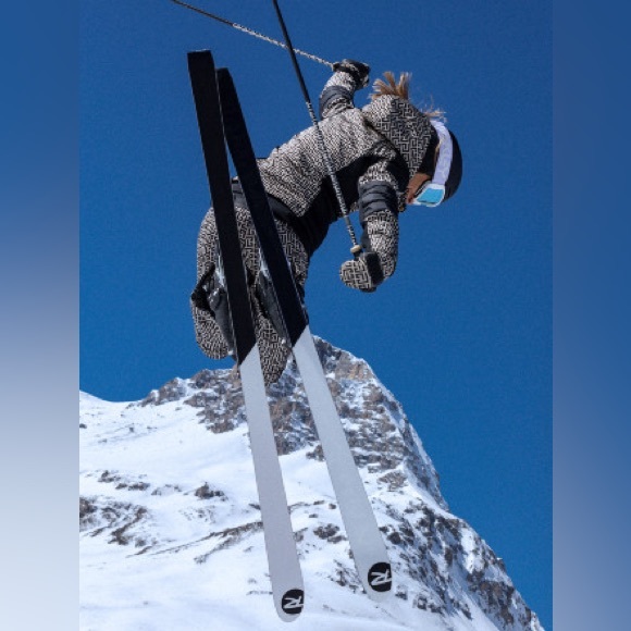 BALMAIN SKI POLES LIMITED EDITION NEW WITH TAGS Telescopic Adjustable poles - Picture 10 of 16